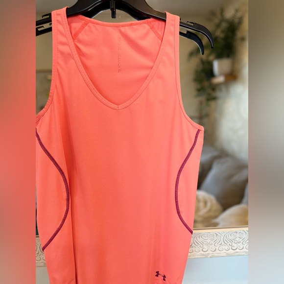 Under Armour Workout Performance Top - Bright Neon Coral Pink/Orange w/ Purple M - Picture 9 of 14